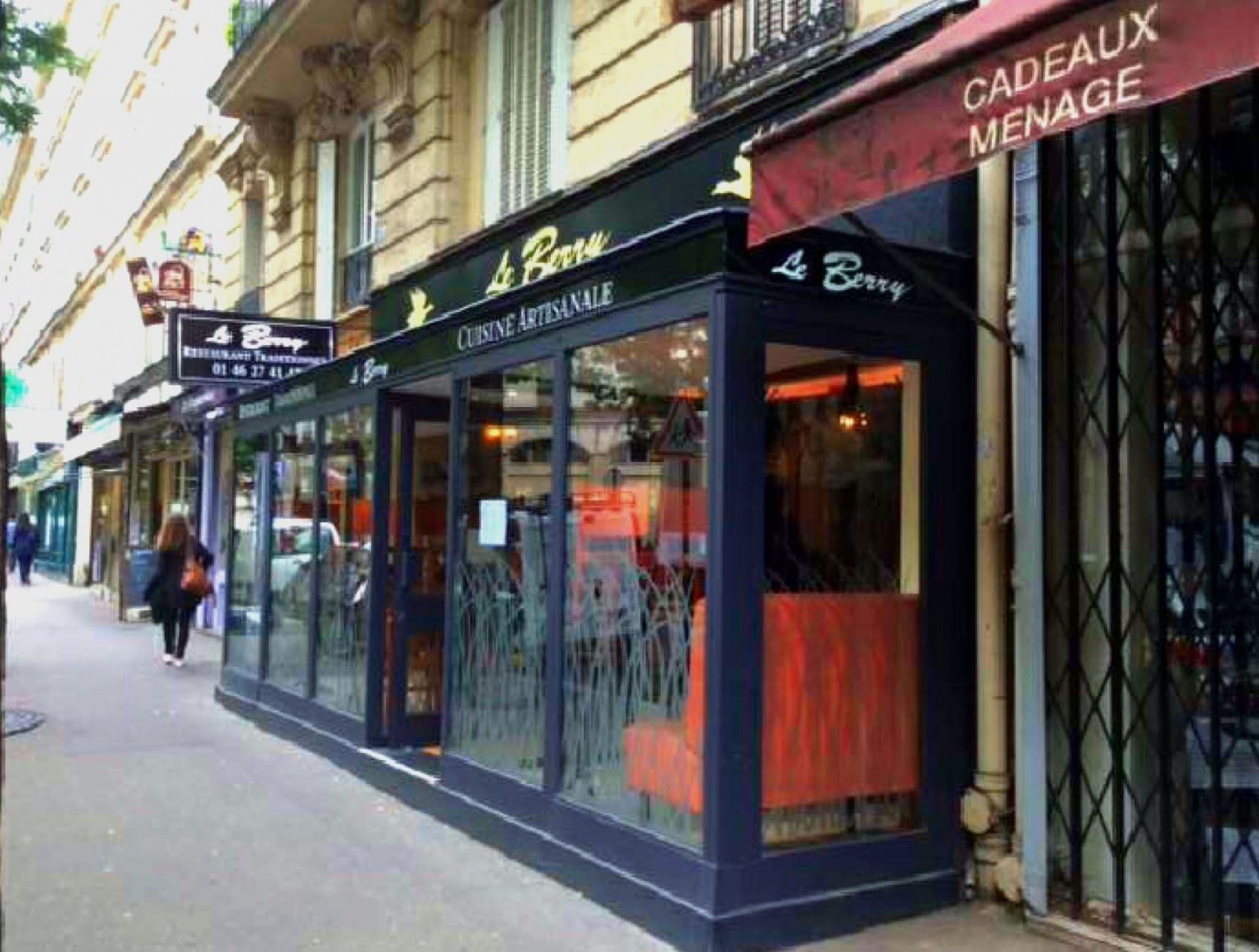 Réaménagement de façade de restaurant à Paris Kami